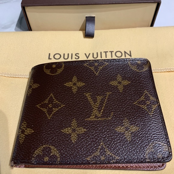 Louis Vuitton Other - Louis Vuitton Porte Billet 9 card bifold wallet